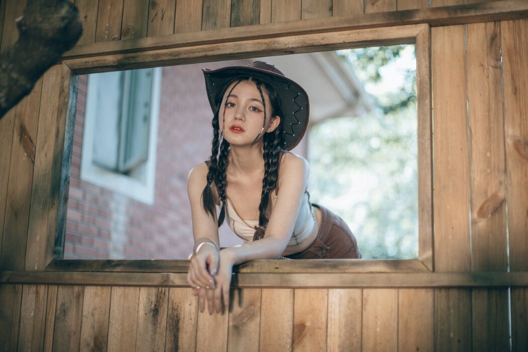 YiTuYu艺图语 Vol.2030 Xia Yun Shi Zhi Xiao Kao La