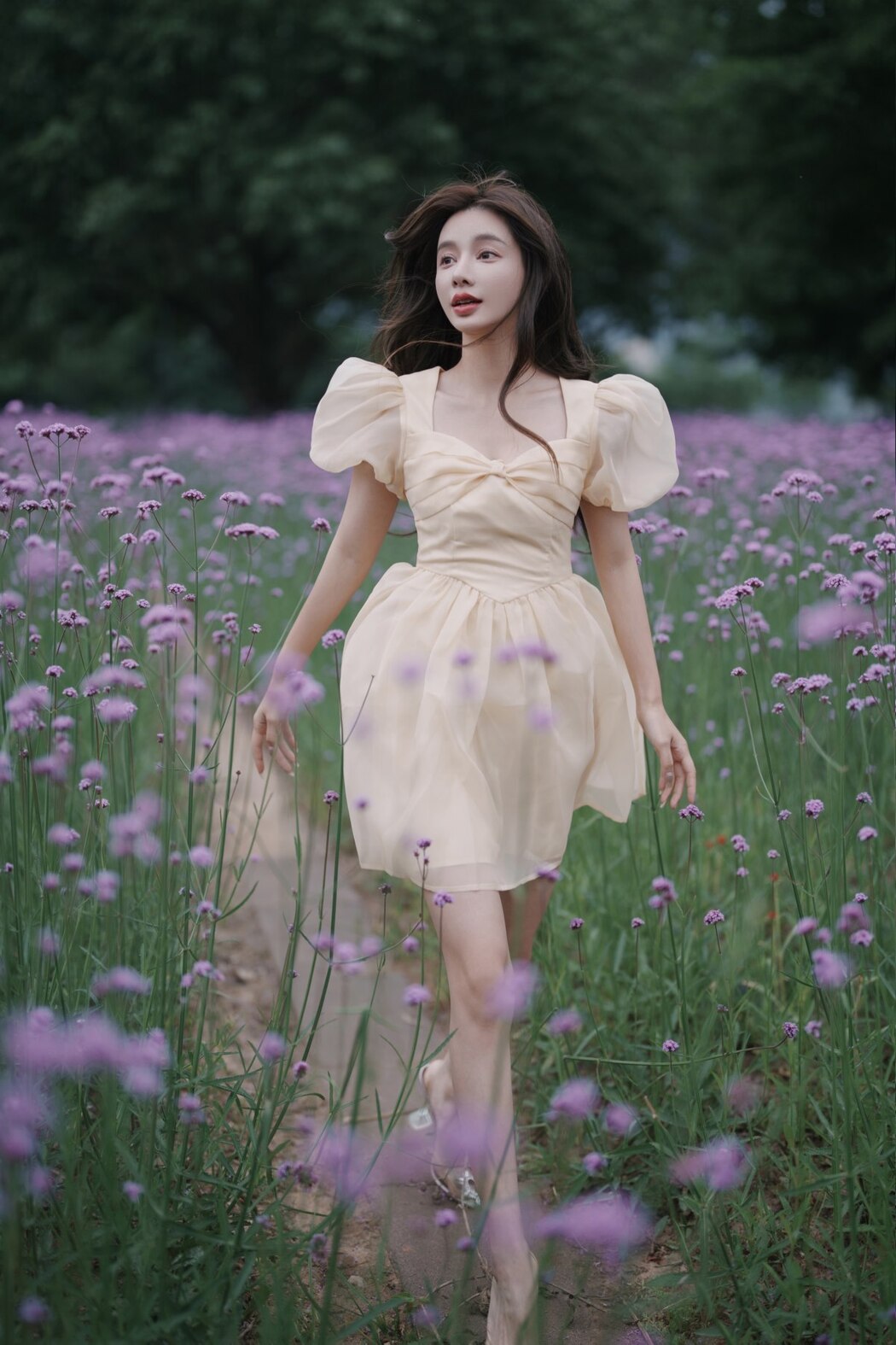YiTuYu艺图语 Vol.1986 Shu Wen Tong Xue