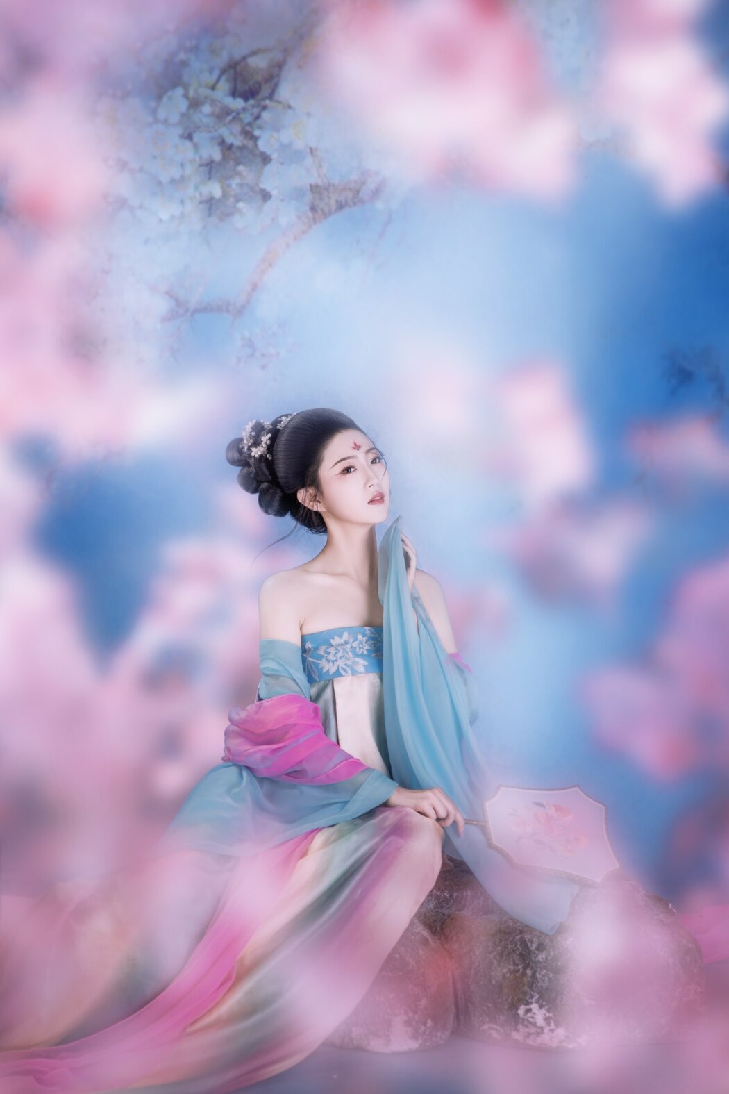 YiTuYu艺图语 Vol.2074 Lin Lin