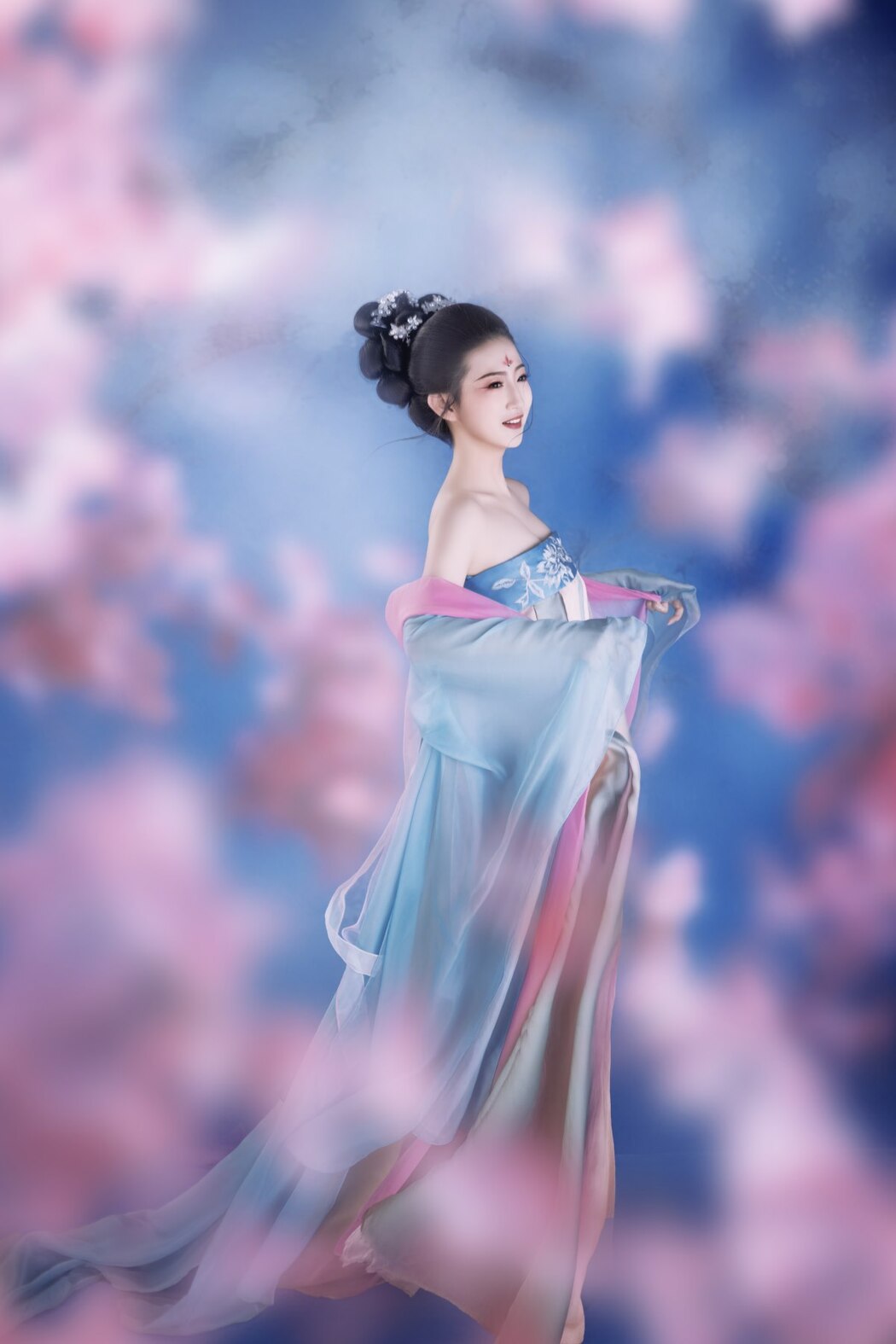 YiTuYu艺图语 Vol.2074 Lin Lin