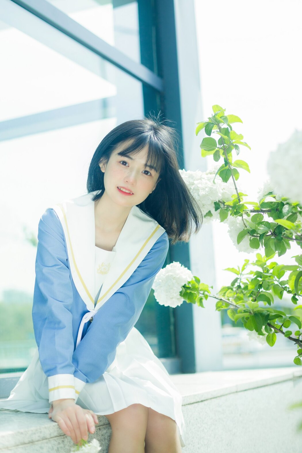 YiTuYu艺图语 Vol.2079 Xiao Yi Mei Mei Cute