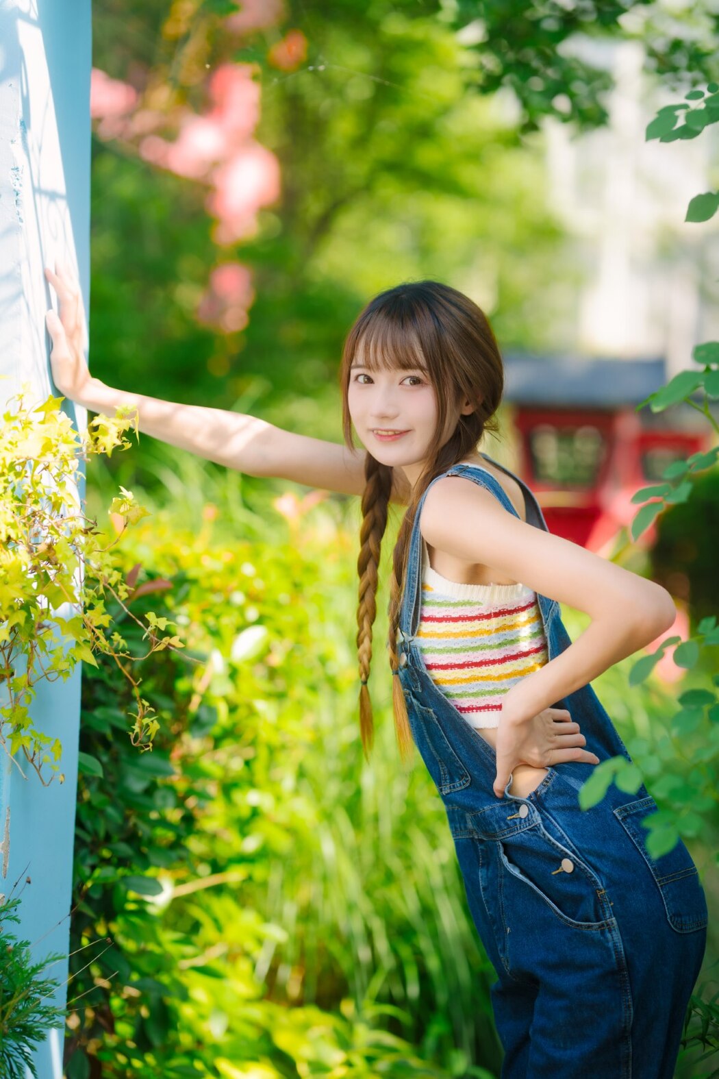 YiTuYu艺图语 Vol.2073 Tu Zi Zzz Bu Chi Hu Luo Bo