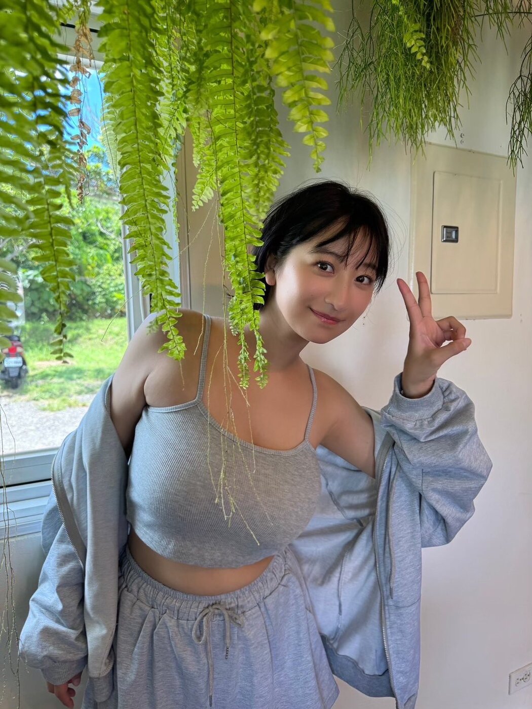 Ina Enohara 榎原依那, FRIDAY 2024.10.11 (フライデー 2024年10月11日号) – EVERIA.CLUB
