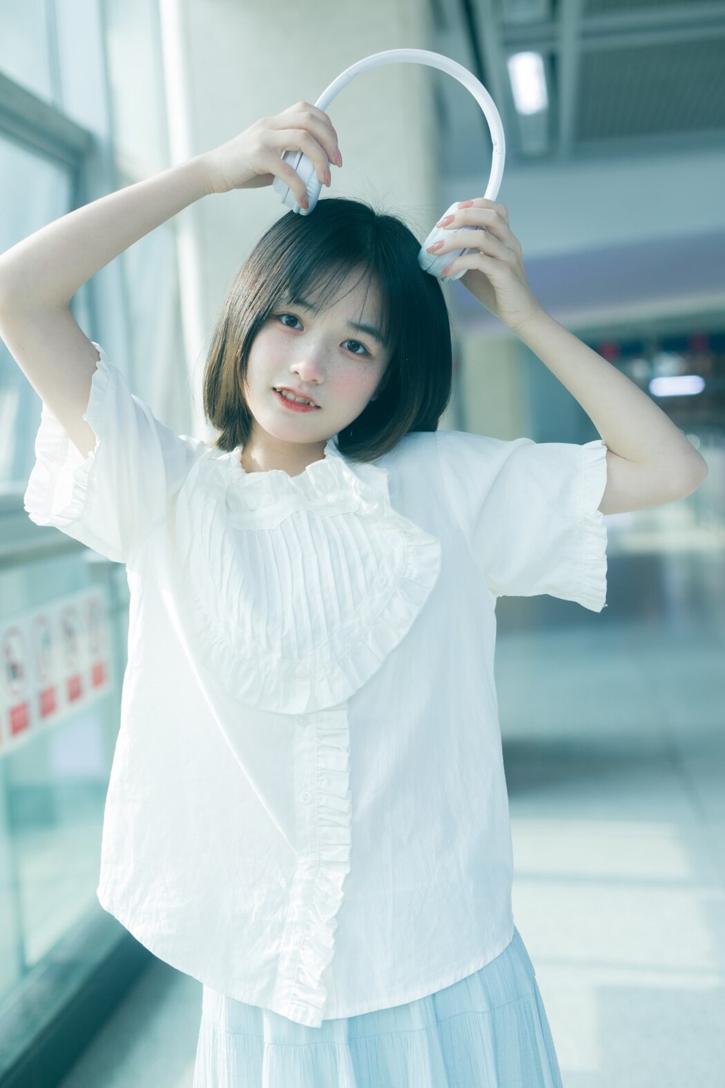 YiTuYu艺图语 Vol.2096 Xiao Yi Mei Mei Cute