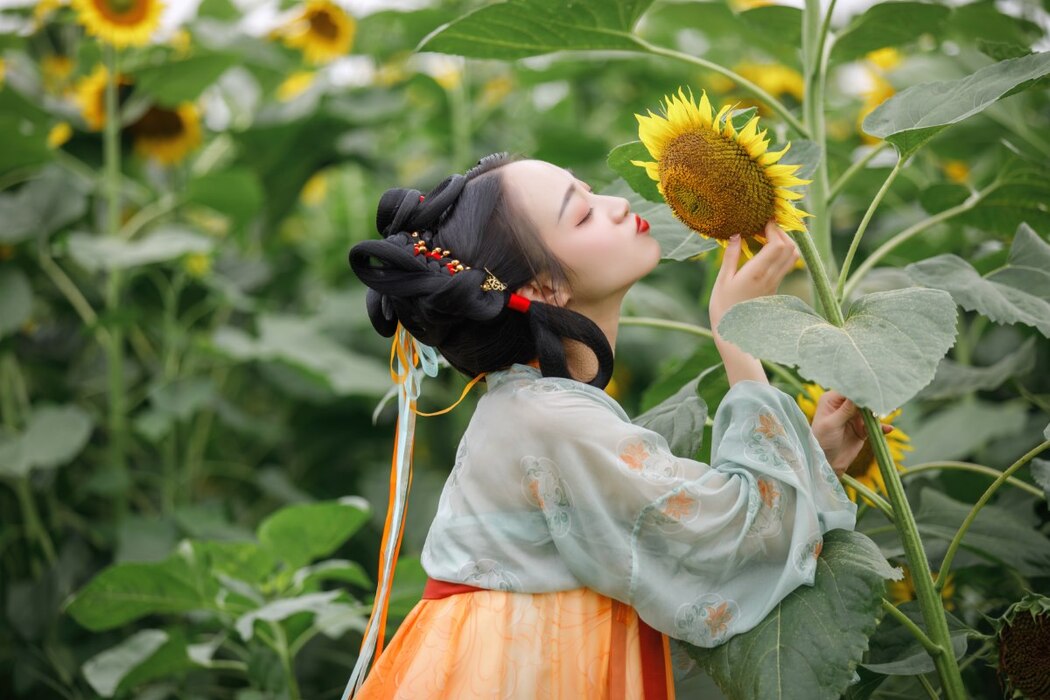 YiTuYu艺图语 Vol.2080 Ling Zi Xi