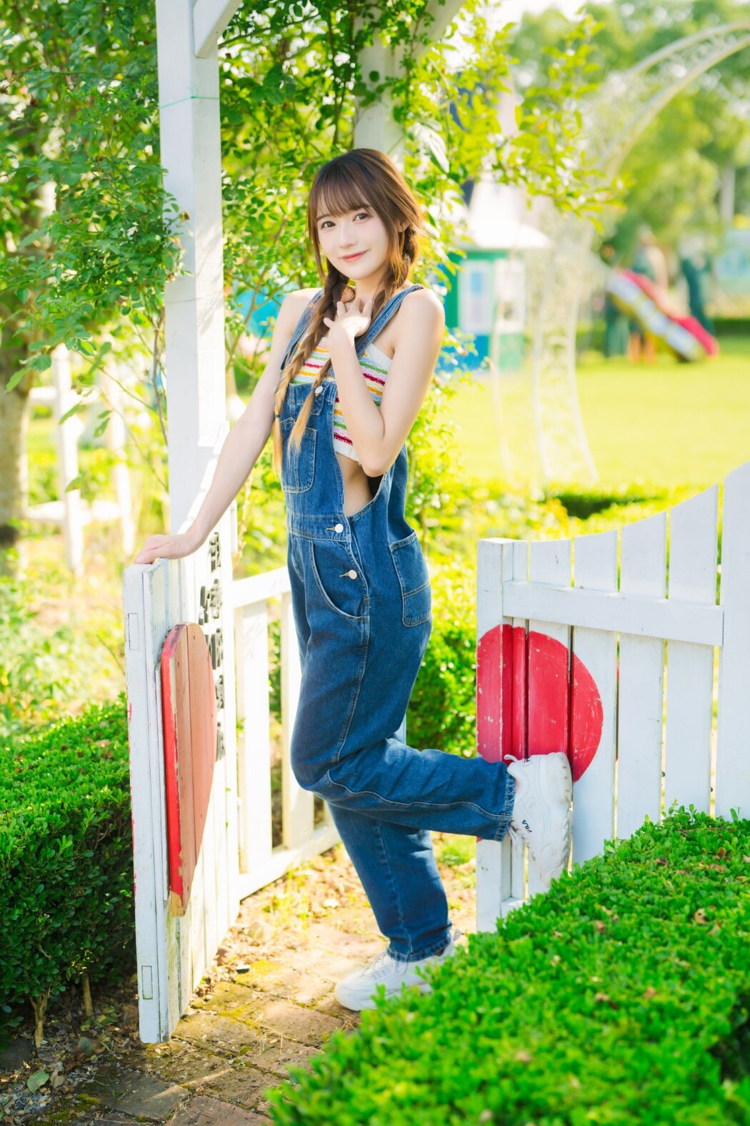 YiTuYu艺图语 Vol.2073 Tu Zi Zzz Bu Chi Hu Luo Bo