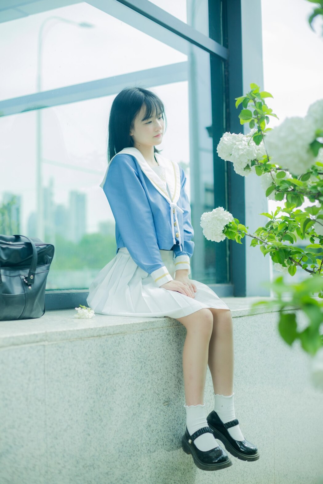 YiTuYu艺图语 Vol.2079 Xiao Yi Mei Mei Cute