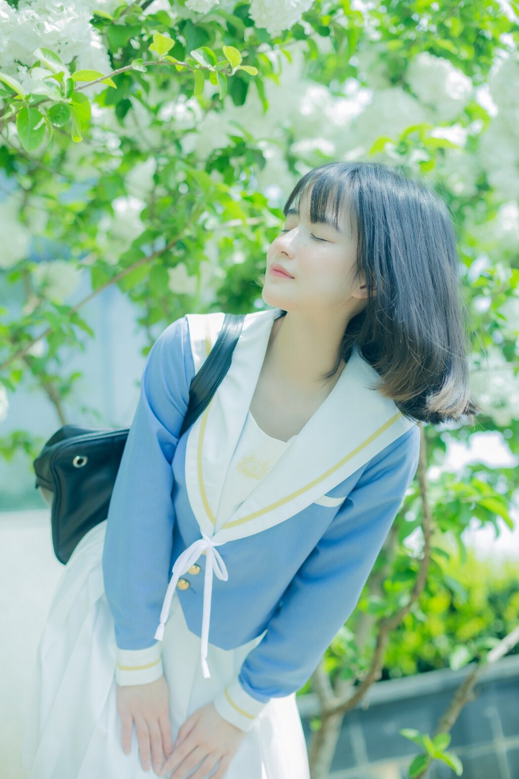 YiTuYu艺图语 Vol.2079 Xiao Yi Mei Mei Cute