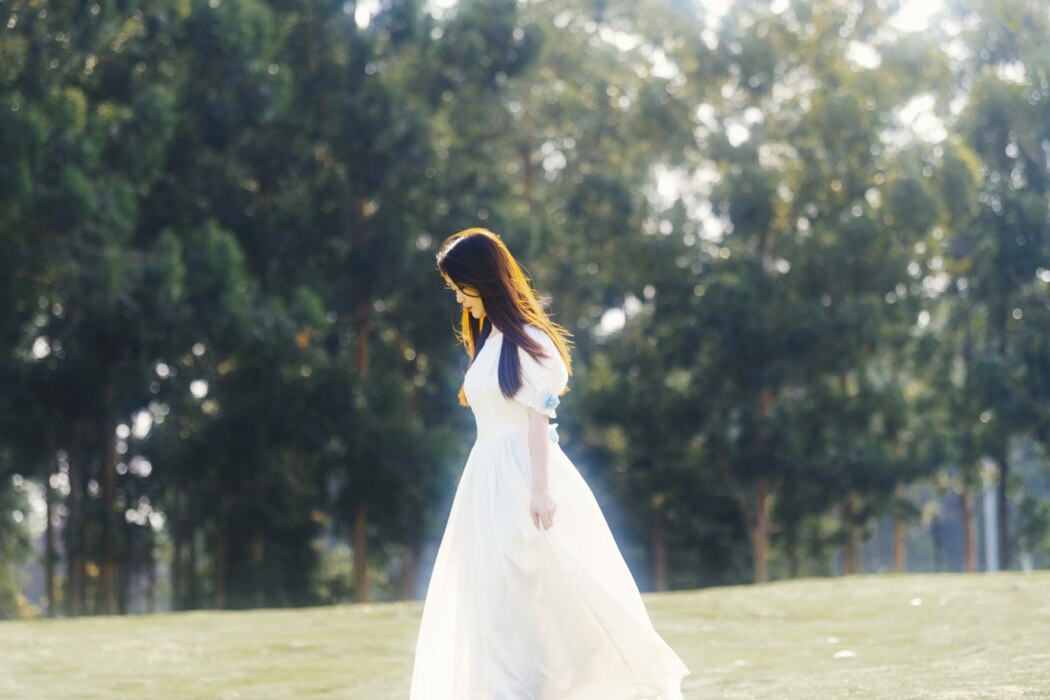 YiTuYu艺图语 Vol.2081 Dai Tou Fei Niao