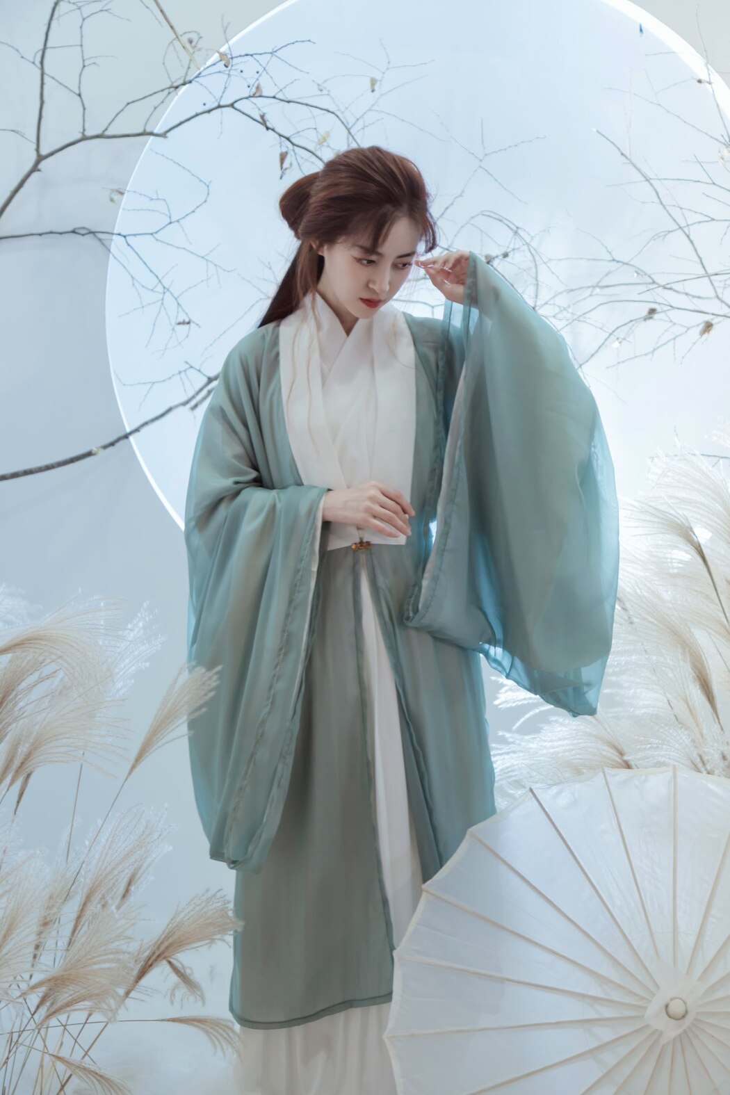 YiTuYu艺图语 Vol.2077 Yi Xuan