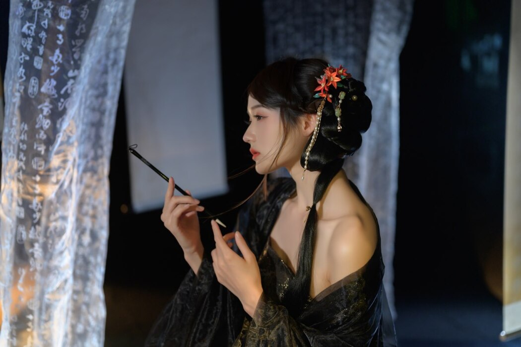 YiTuYu艺图语 Vol.2045 Tu Zi Zzz Bu Chi Hu Luo Bo