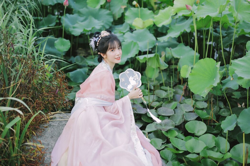 YiTuYu艺图语 Vol.2097 Yi Zhi A Meng Zai