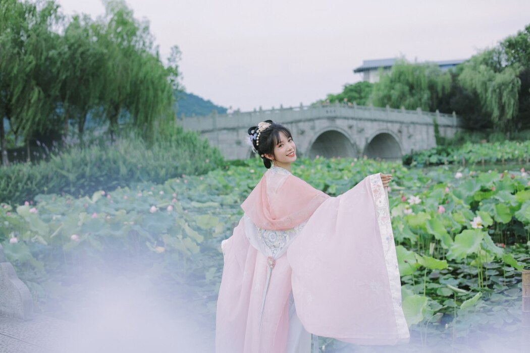 YiTuYu艺图语 Vol.2097 Yi Zhi A Meng Zai