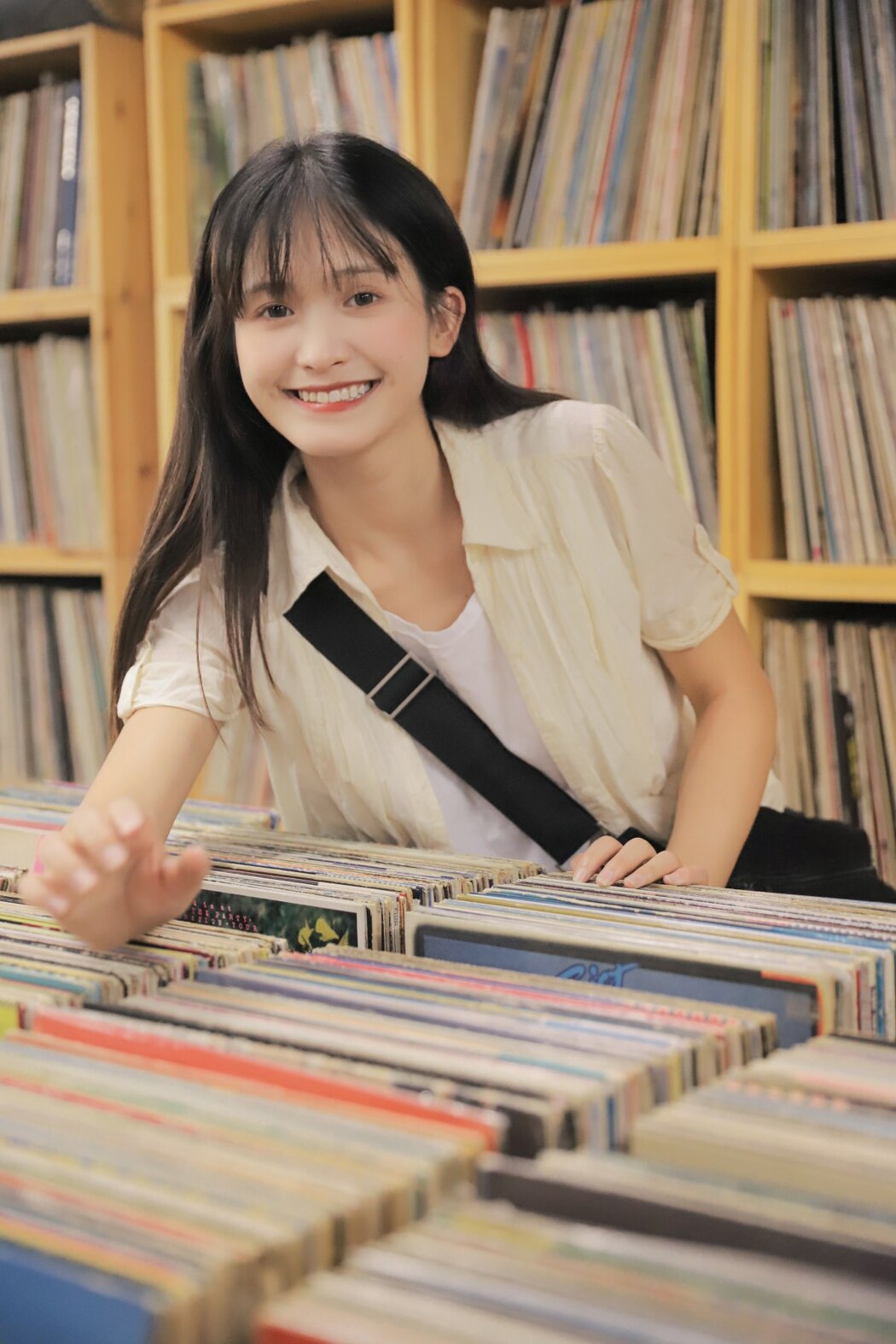 YiTuYu艺图语 Vol.2095 Liu Xiao Yu