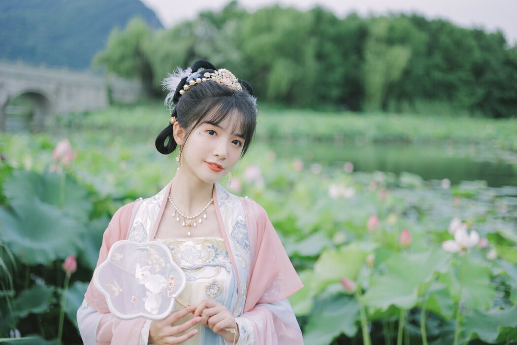 YiTuYu艺图语 Vol.2097 Yi Zhi A Meng Zai