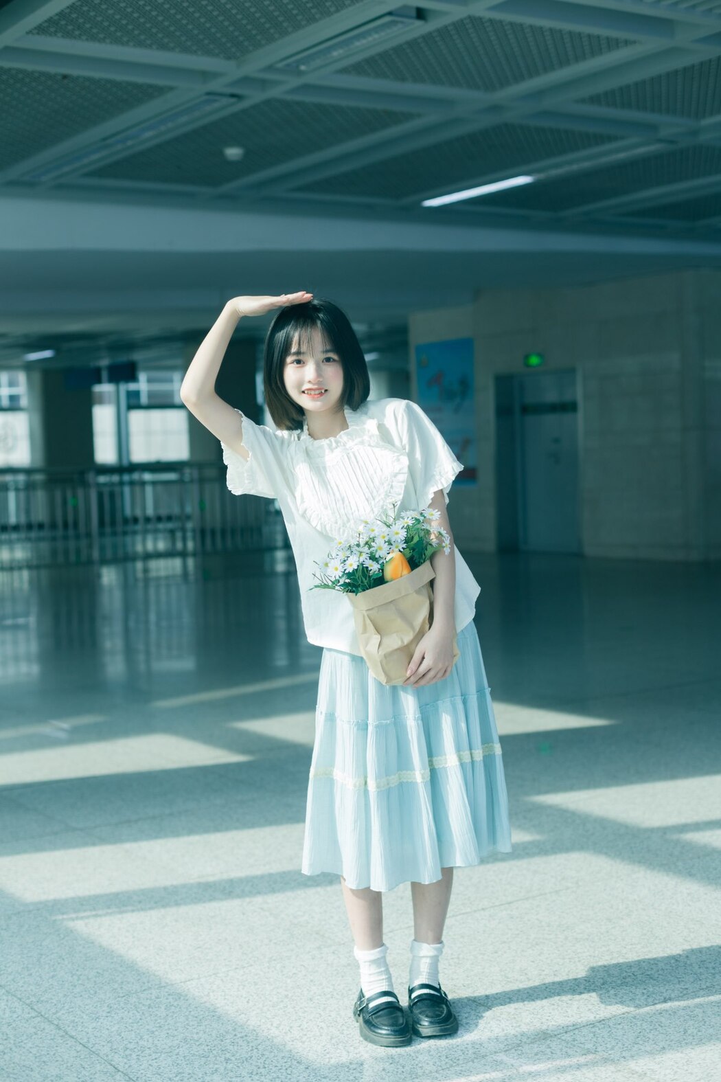 YiTuYu艺图语 Vol.2096 Xiao Yi Mei Mei Cute