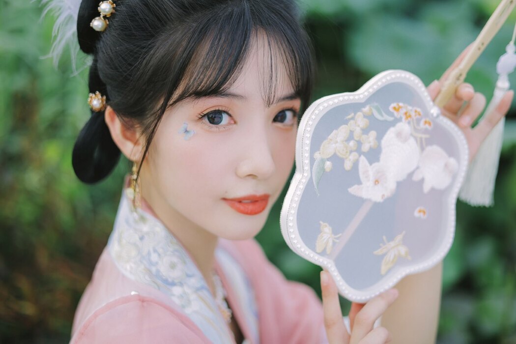 YiTuYu艺图语 Vol.2097 Yi Zhi A Meng Zai