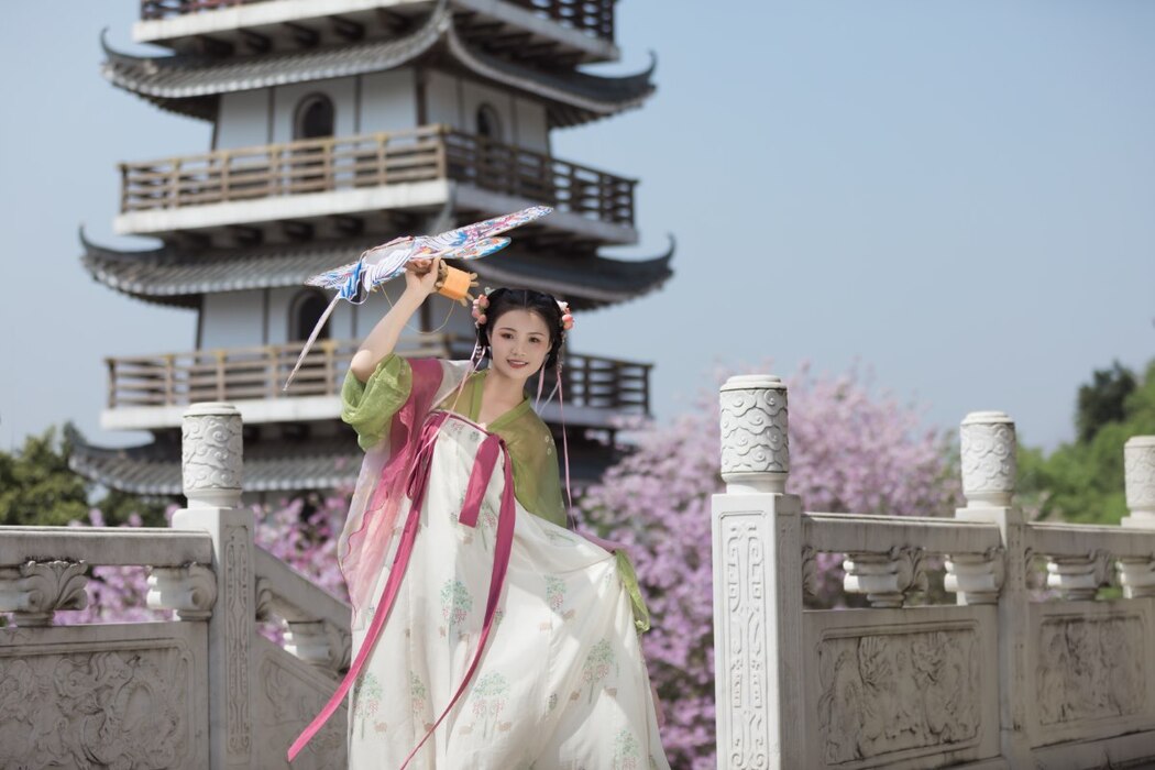 YiTuYu艺图语 Vol.2089 Liu Ha La Zi