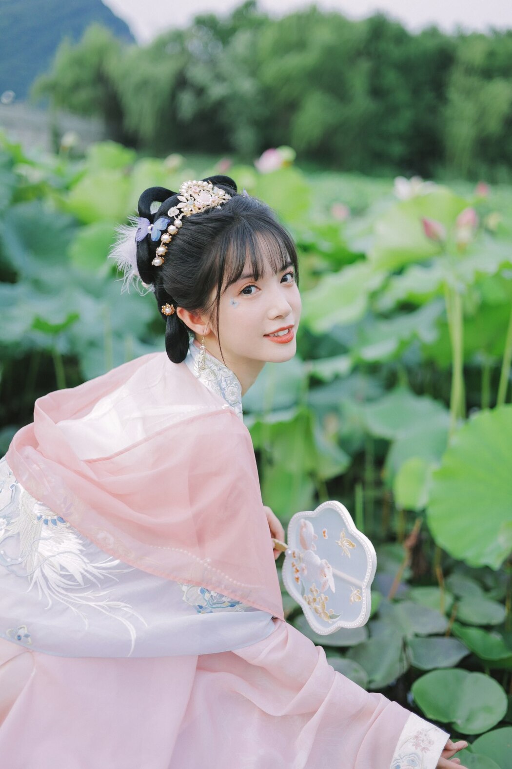 YiTuYu艺图语 Vol.2097 Yi Zhi A Meng Zai