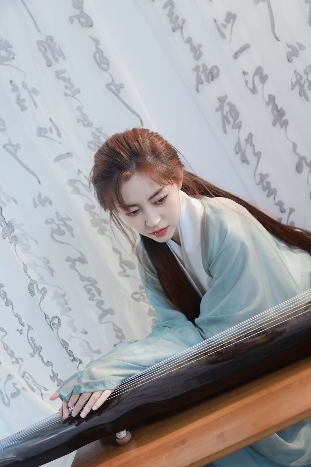 YiTuYu艺图语 Vol.2077 Yi Xuan
