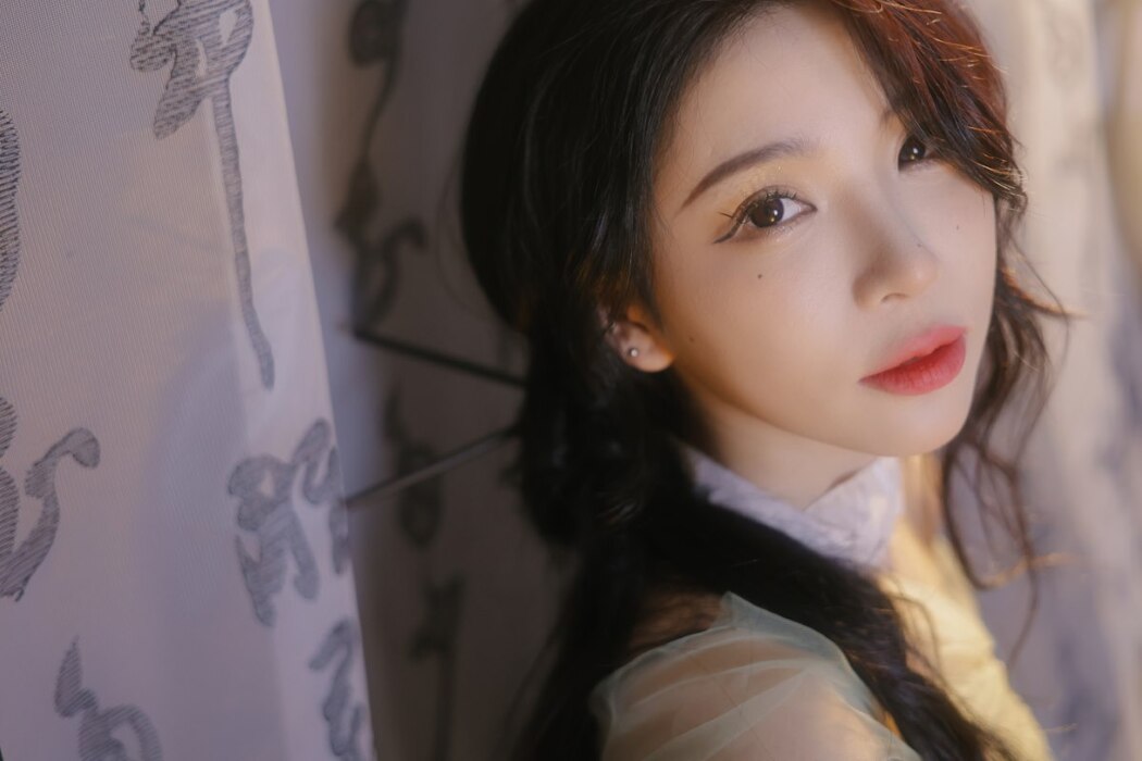 YiTuYu艺图语 Vol.2067 Rong Rong