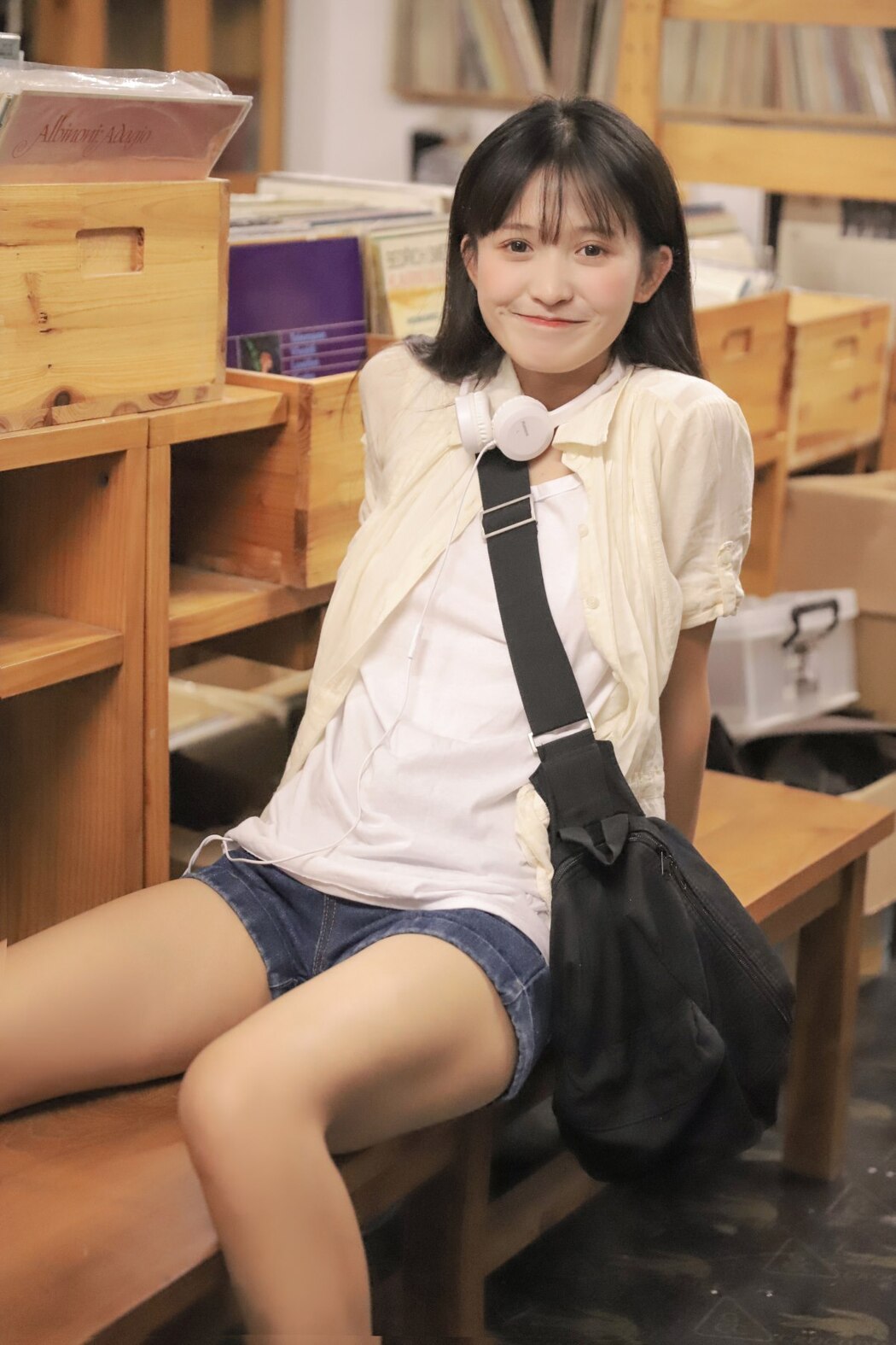YiTuYu艺图语 Vol.2095 Liu Xiao Yu