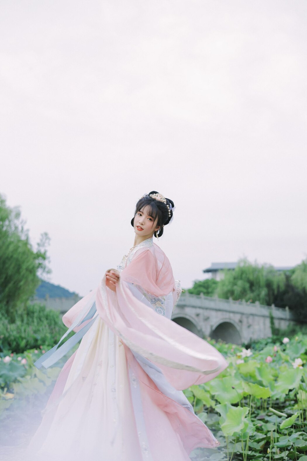YiTuYu艺图语 Vol.2097 Yi Zhi A Meng Zai