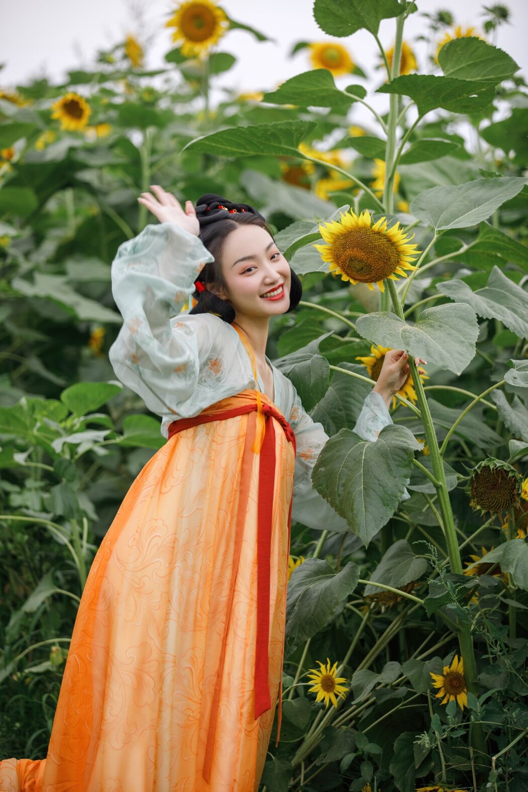 YiTuYu艺图语 Vol.2080 Ling Zi Xi