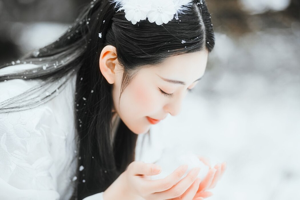 YiTuYu艺图语 Vol.2042 Yu Qi