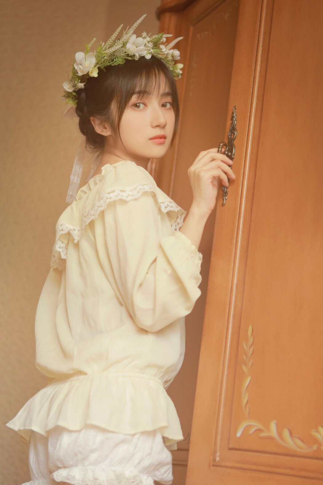 YiTuYu艺图语 Vol.2049 Yue Ban Le Ba