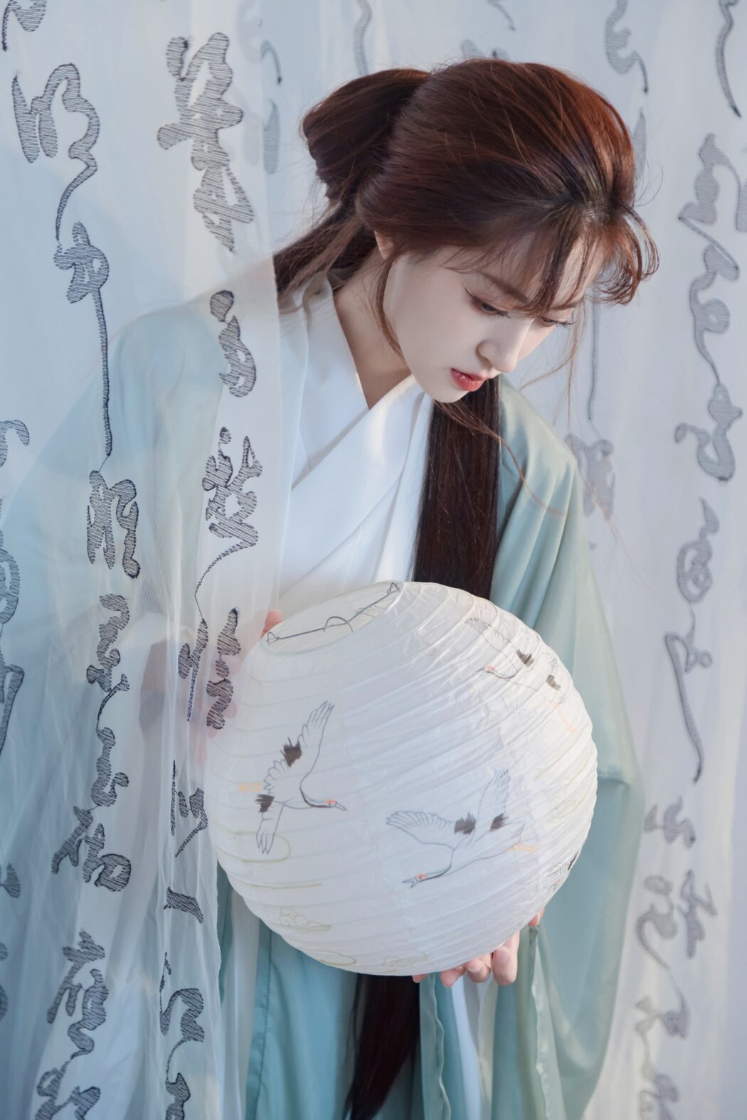 YiTuYu艺图语 Vol.2077 Yi Xuan