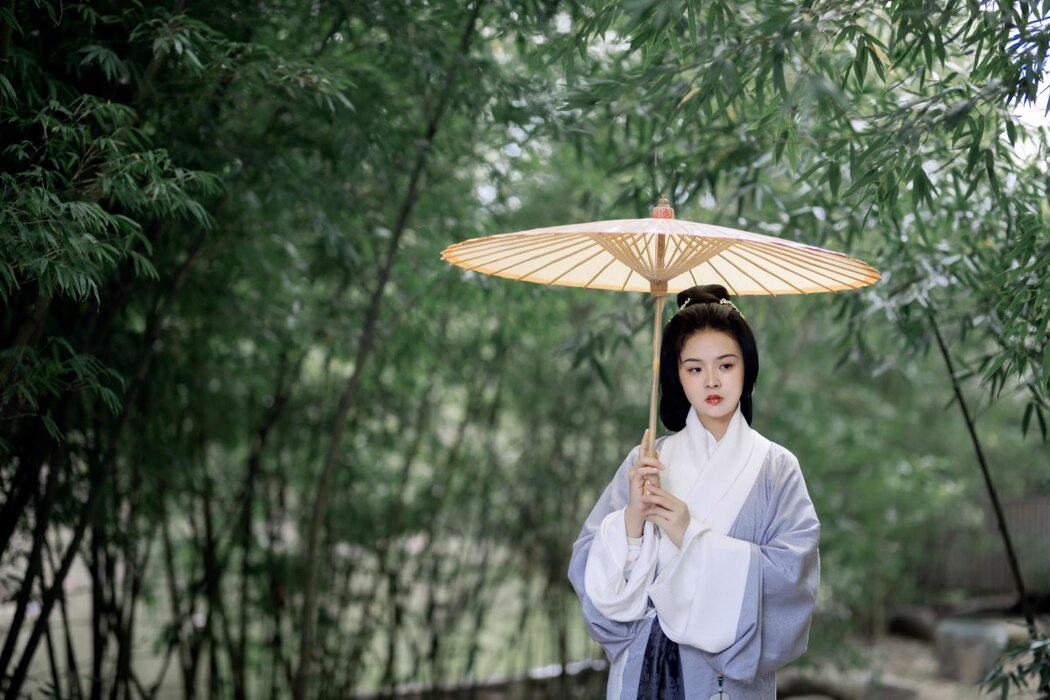 YiTuYu艺图语 Vol.2082 Junrin Mu Luo