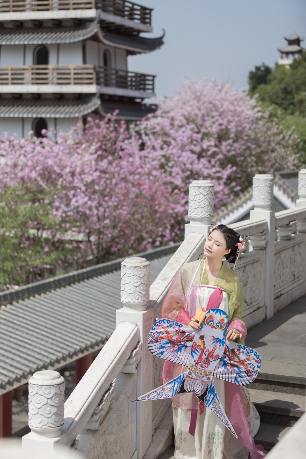 YiTuYu艺图语 Vol.2089 Liu Ha La Zi