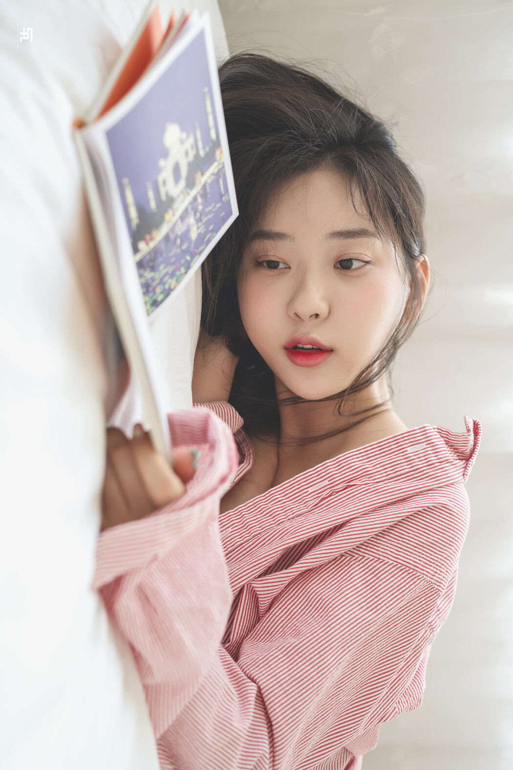 Shin Jae-Eun 신재은, Saint PhotoLife &ldquo;Zenny’s daily life&rdquo;