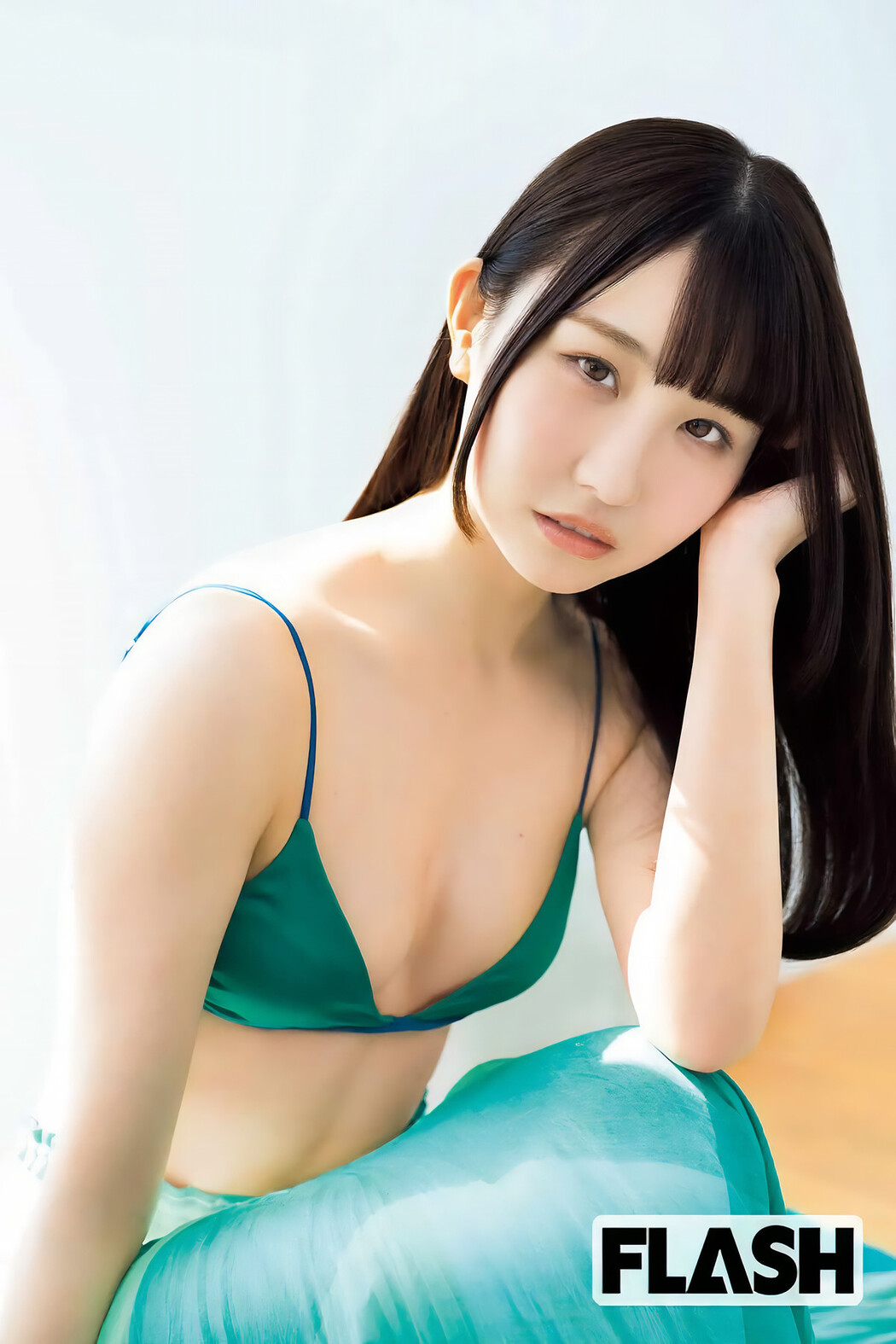 Arie Fukae 深江有恵, FLASH 2025.05.20 (フラッシュ 2025年5月20日号)