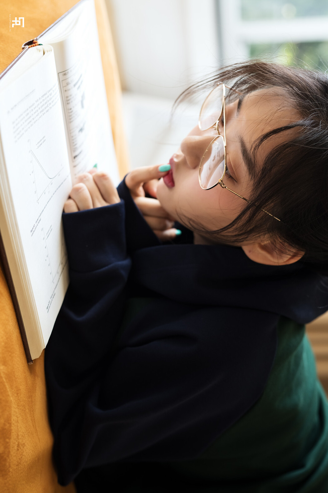 Shin Jae-Eun 신재은, Saint PhotoLife &ldquo;Zenny’s daily life&rdquo;