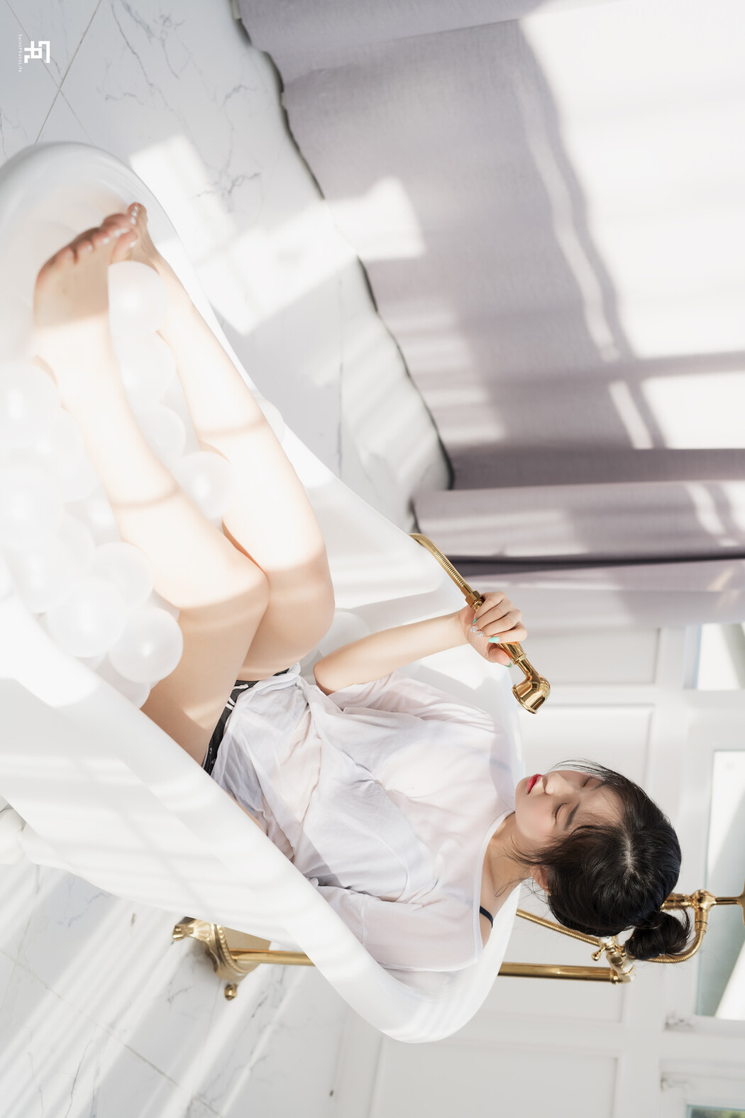 Shin Jae-Eun 신재은, Saint PhotoLife &ldquo;Zenny’s daily life&rdquo;