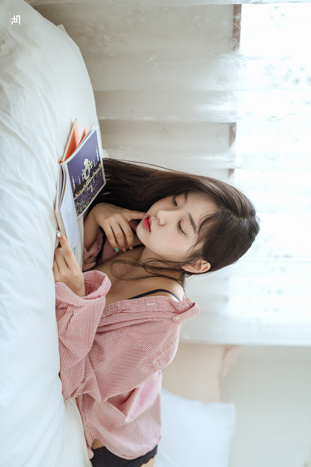 Shin Jae-Eun 신재은, Saint PhotoLife &ldquo;Zenny’s daily life&rdquo;