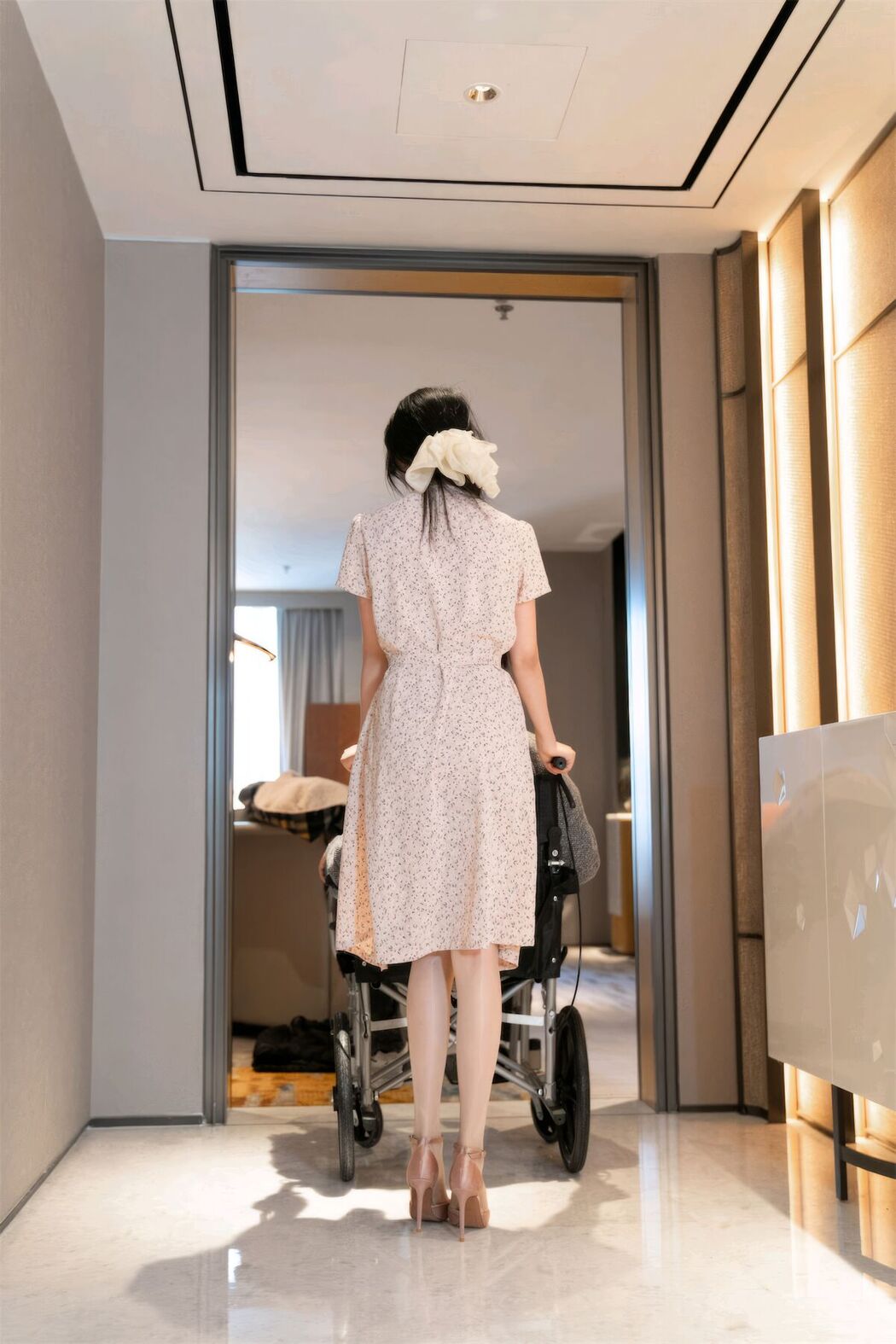 Coser@抖娘-利世 – 保姆与老头 Part1