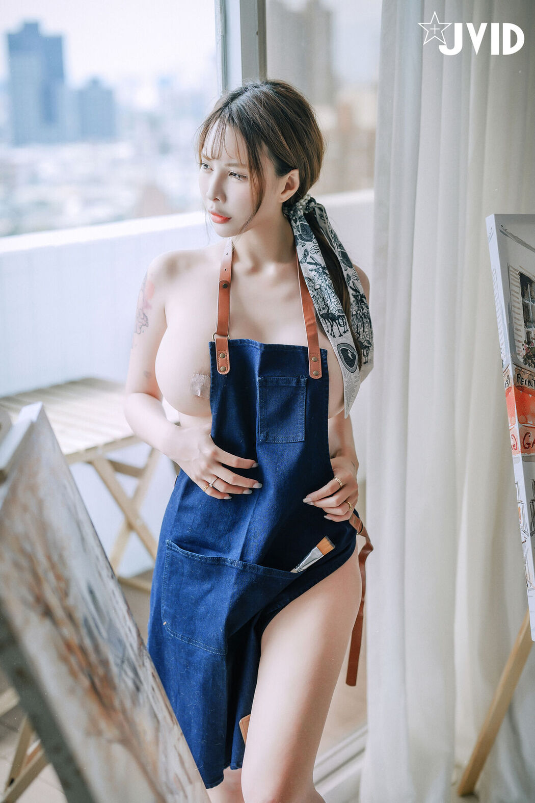JVID Ai Fei 艾妃 – 一手無法掌握 I級核彈 艾妃 禽色繪師の巨汝誘惑 Part1
