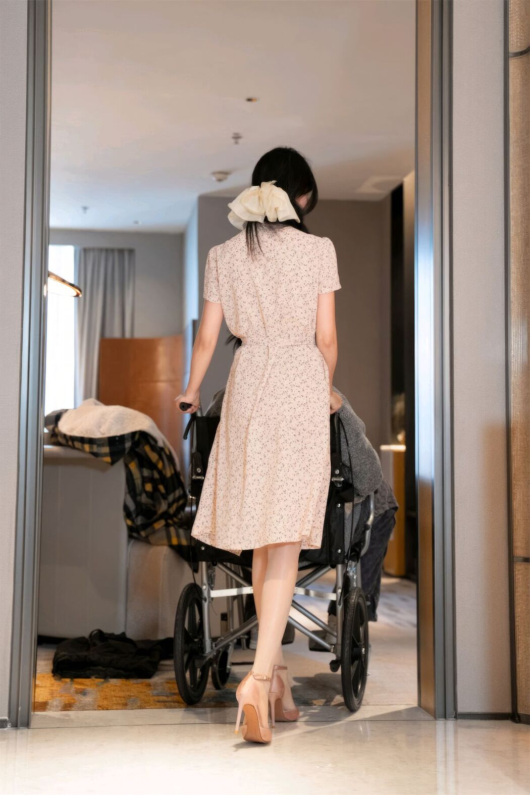Coser@抖娘-利世 – 保姆与老头 Part2