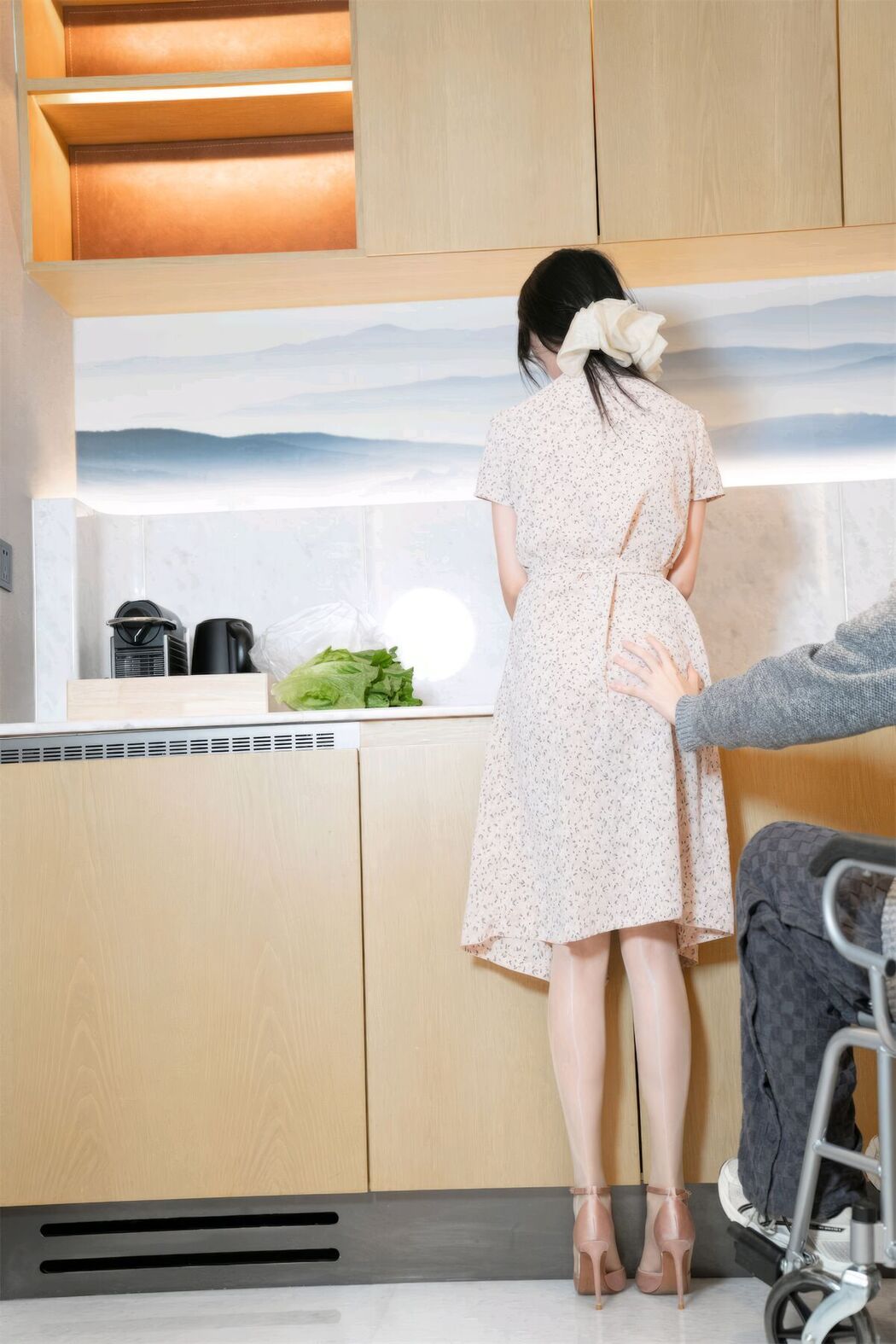 Coser@抖娘-利世 – 保姆与老头 Part1