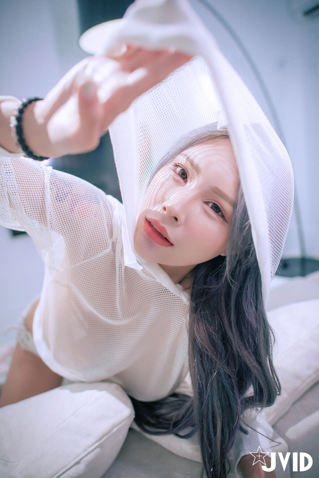 JVID Ai Fei 艾妃 – 神級美巨乳艾妃的情慾之夜 首次雙人情慾大尺 騎乘式解鎖