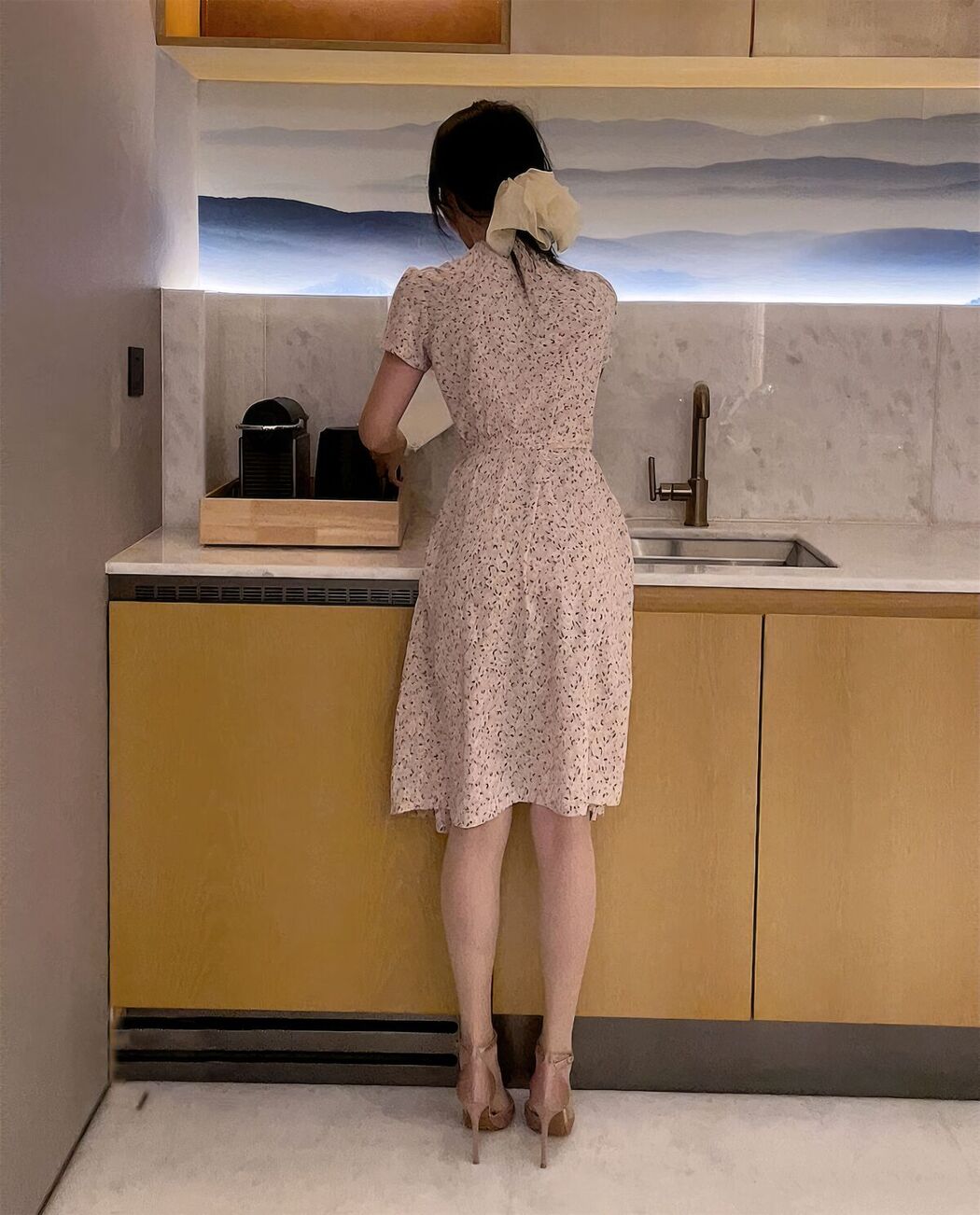 Coser@抖娘-利世 – 保姆与老头 Part1