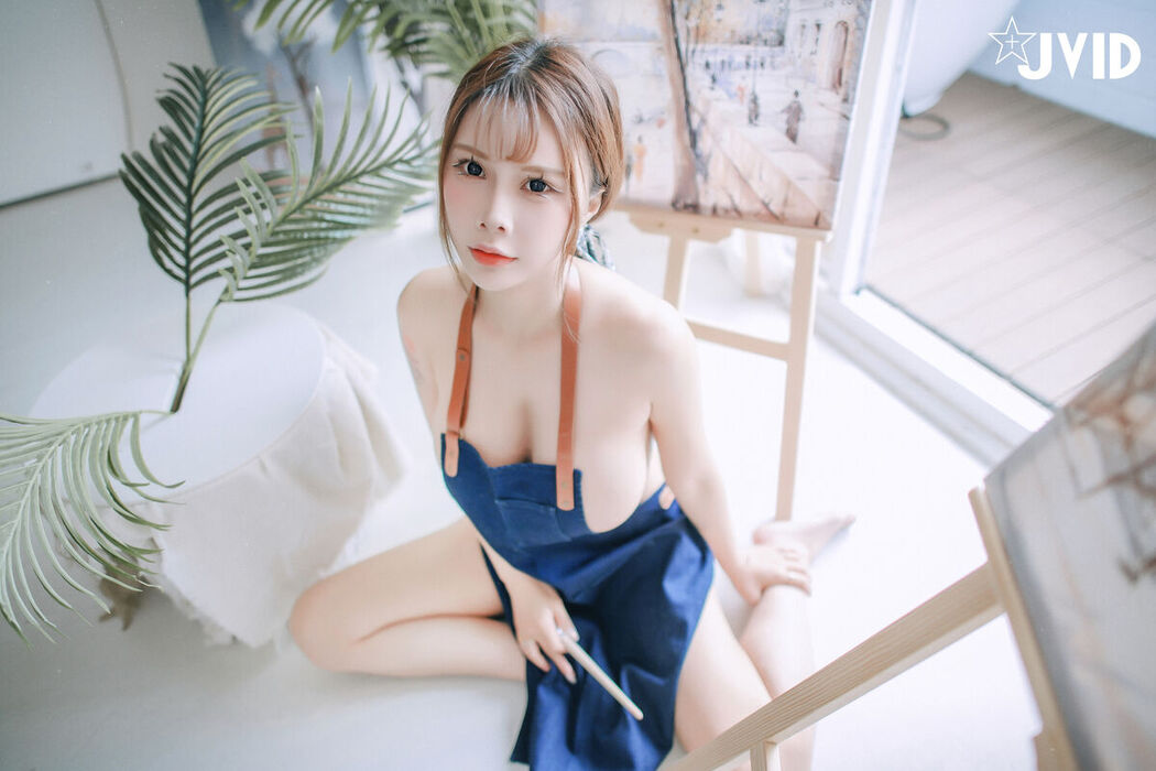 JVID Ai Fei 艾妃 – 一手無法掌握 I級核彈 艾妃 禽色繪師の巨汝誘惑 Part2