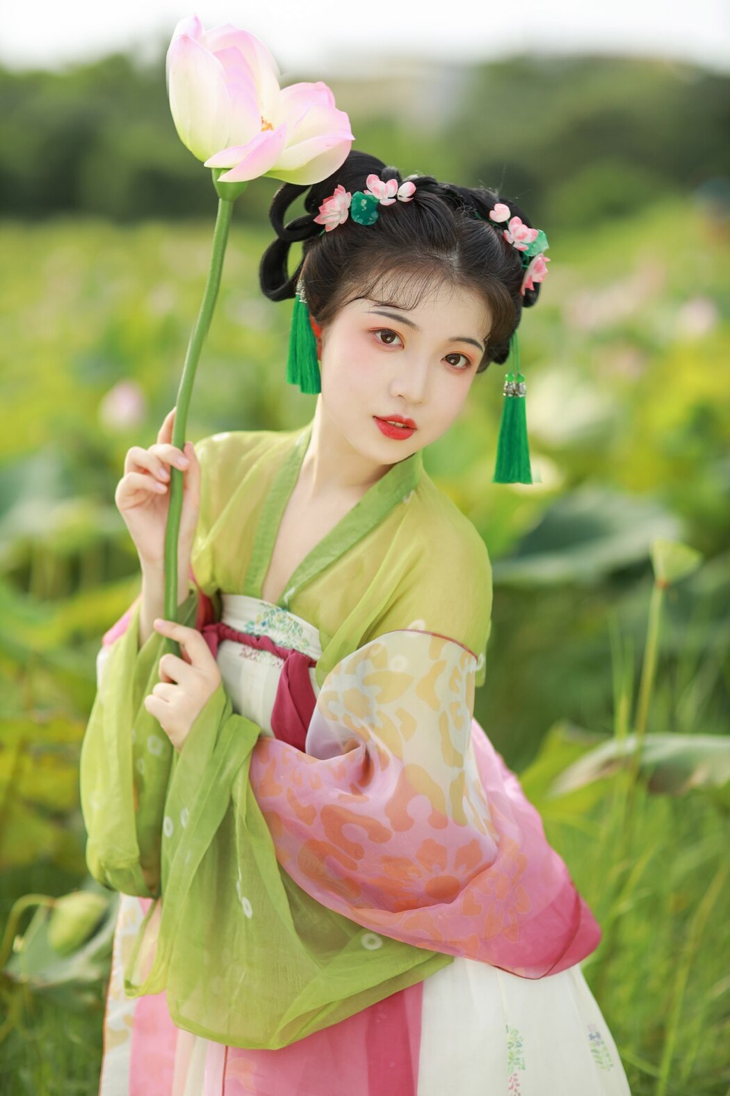 YiTuYu艺图语 Vol.2150 Wo Chao Bai
