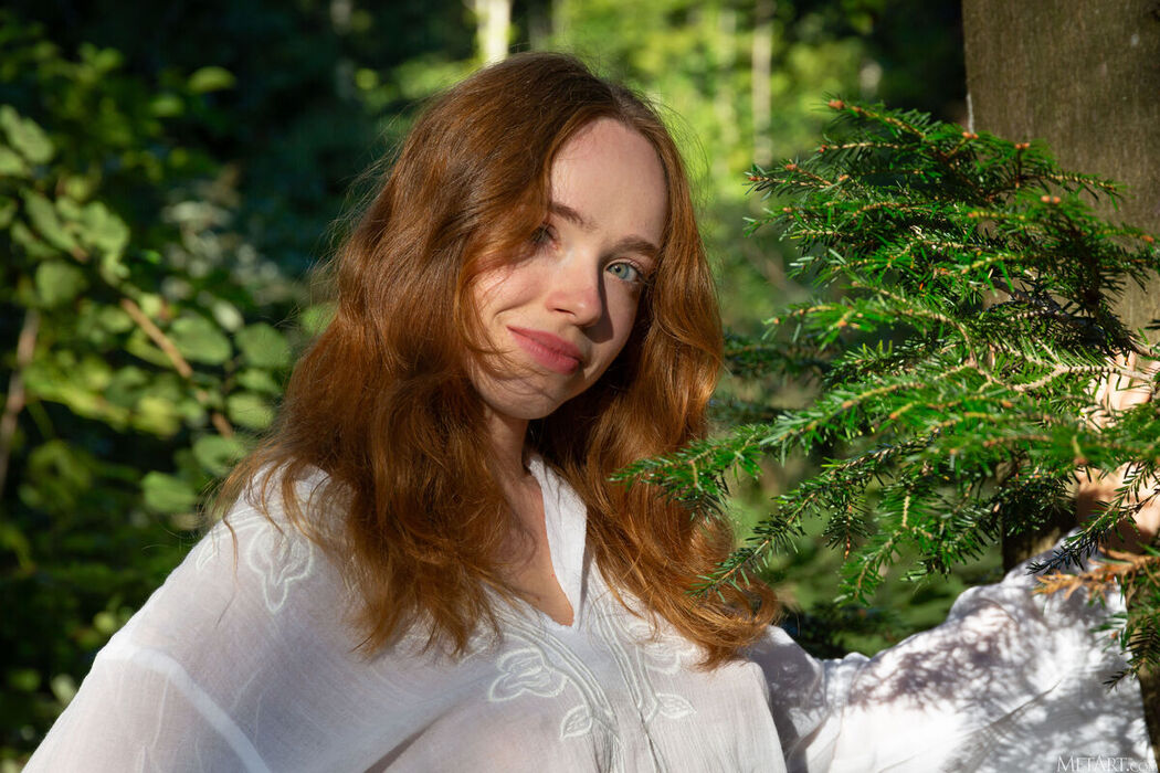 MetArt Rinna Ly – Sunlit Splendor Part1