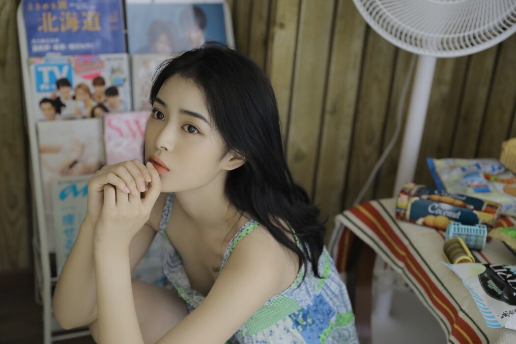 YiTuYu艺图语 Vol.2184 Hu Yun En