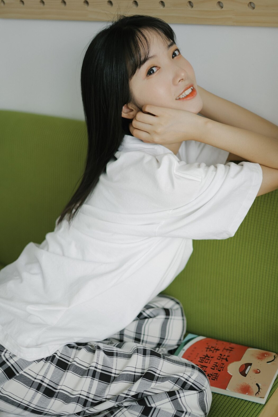 YiTuYu艺图语 Vol.2127 Yi Zhi A Meng Zai