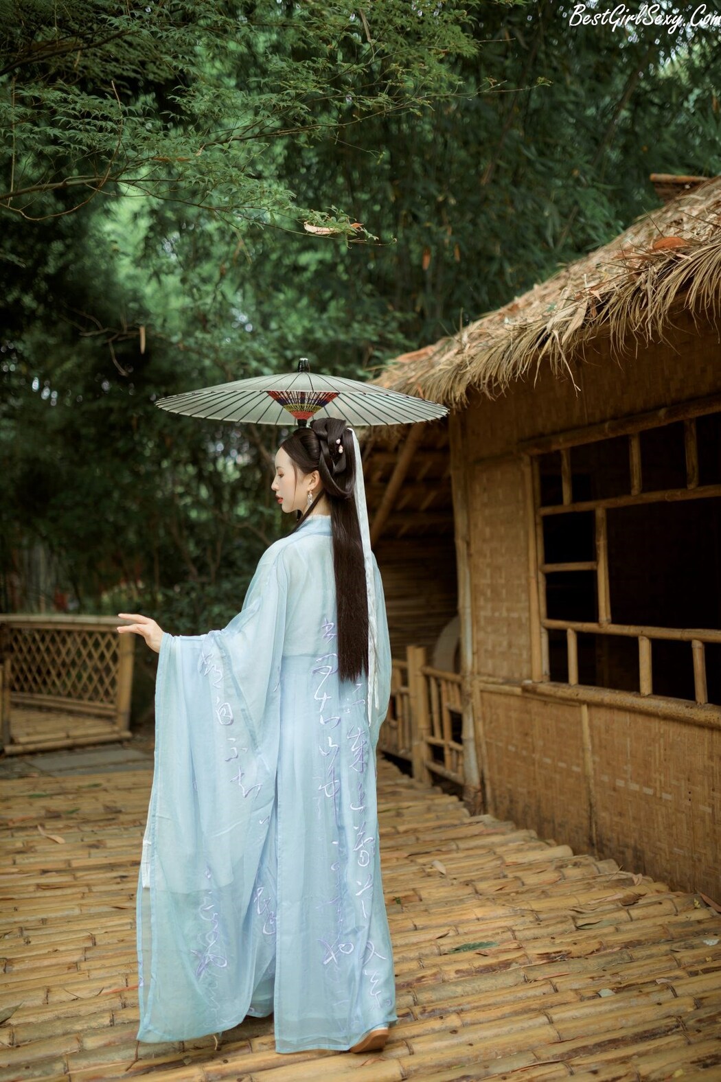 YiTuYu艺图语 Vol.219 Qian Qian